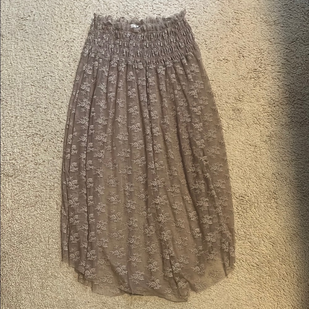 Free People mauve lace floral skirt
